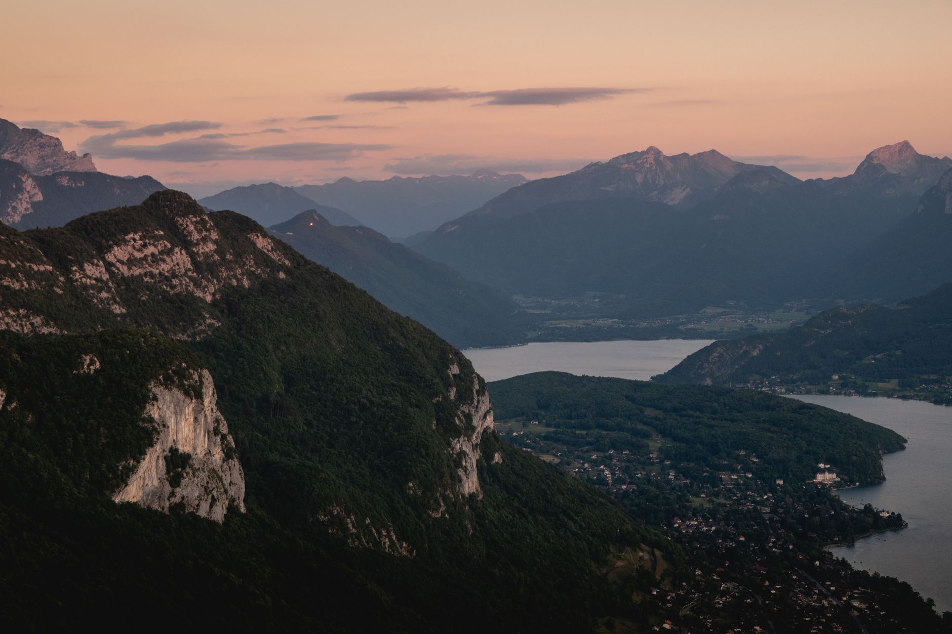 Réservez votre vol en parapente à Annecy : l'expérience inoubliable