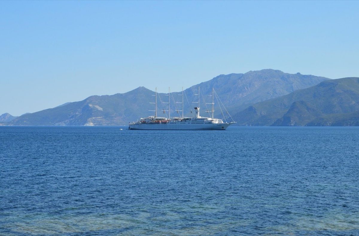 Louer un bateau en Corse : préparer sa sortie en mer