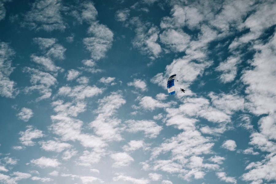 Baptême de parachute à intégrer au pilier saut en parachute