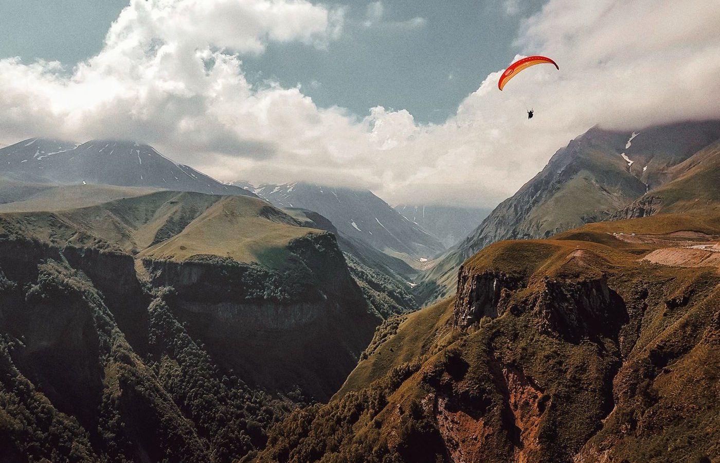 Parapente à Millau : sites, écoles et informations pratiques