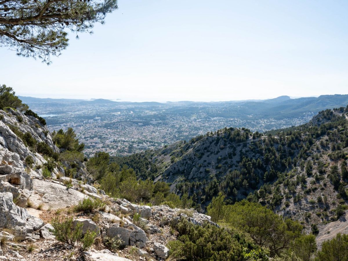 Randonnée facile en Provence : choisir son itinéraire selon la saison