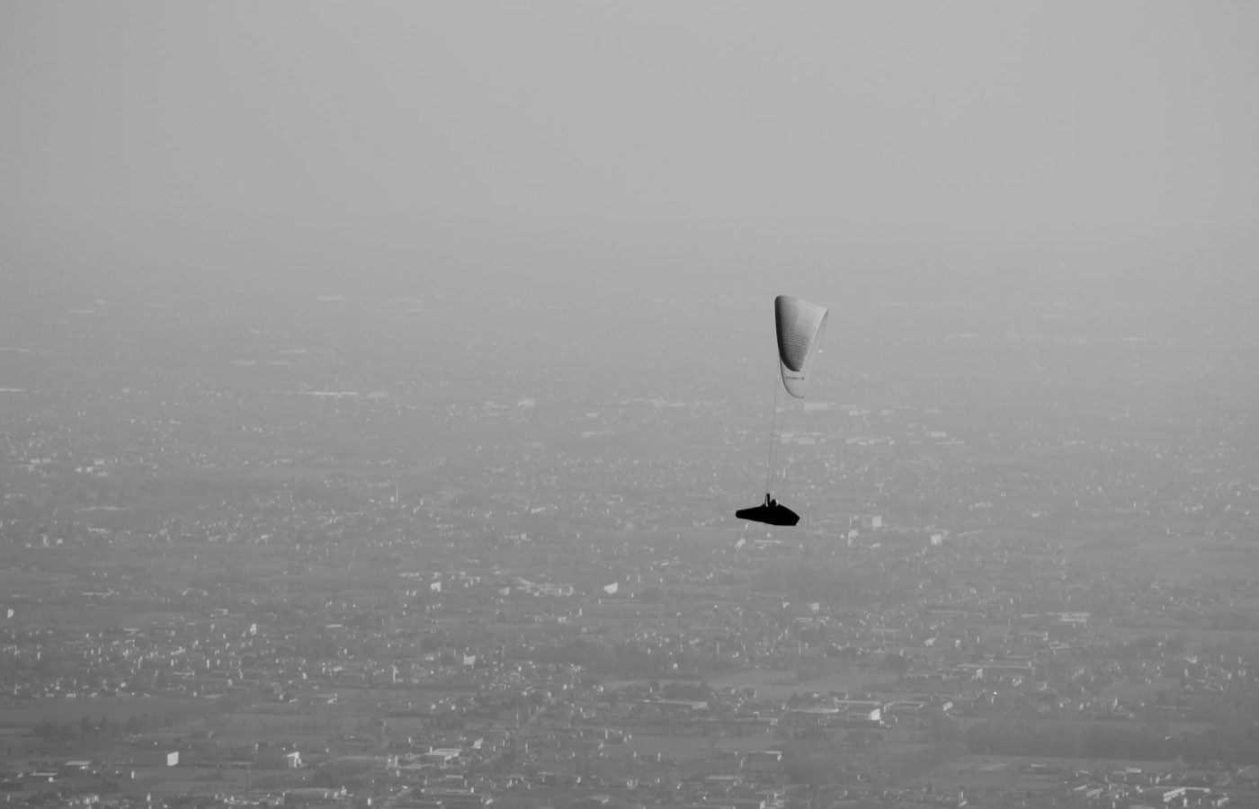 Saut en parachute à Strasbourg, aérodrome du Polygone