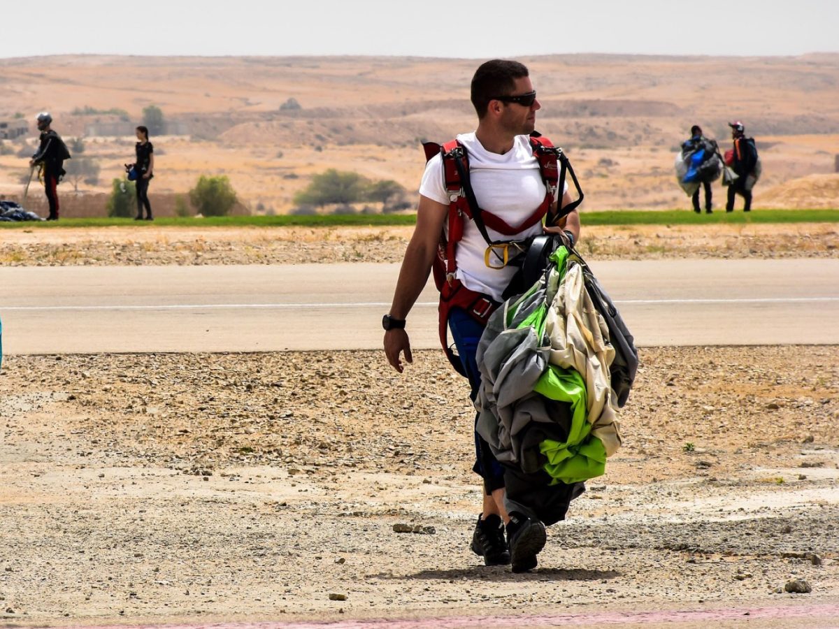 Parapente ou saut en parachute : guide comparatif