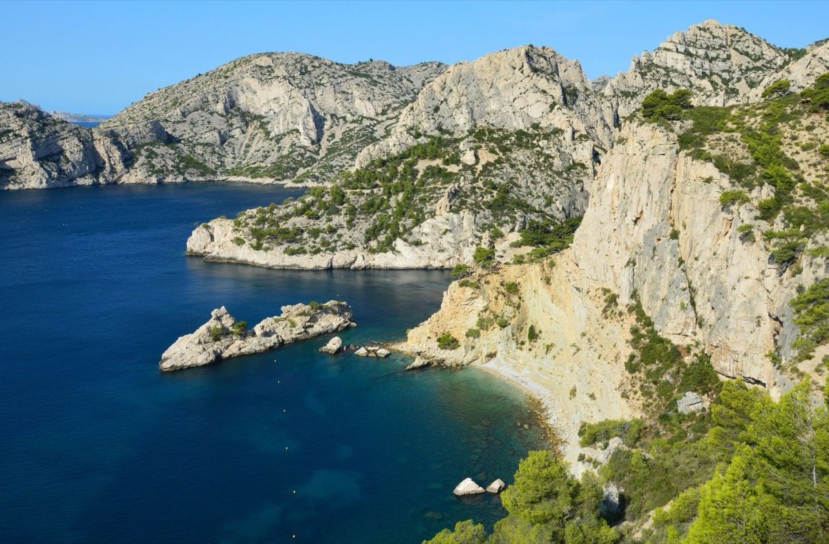 Randonnée dans les Calanques : itinéraires et sécurité