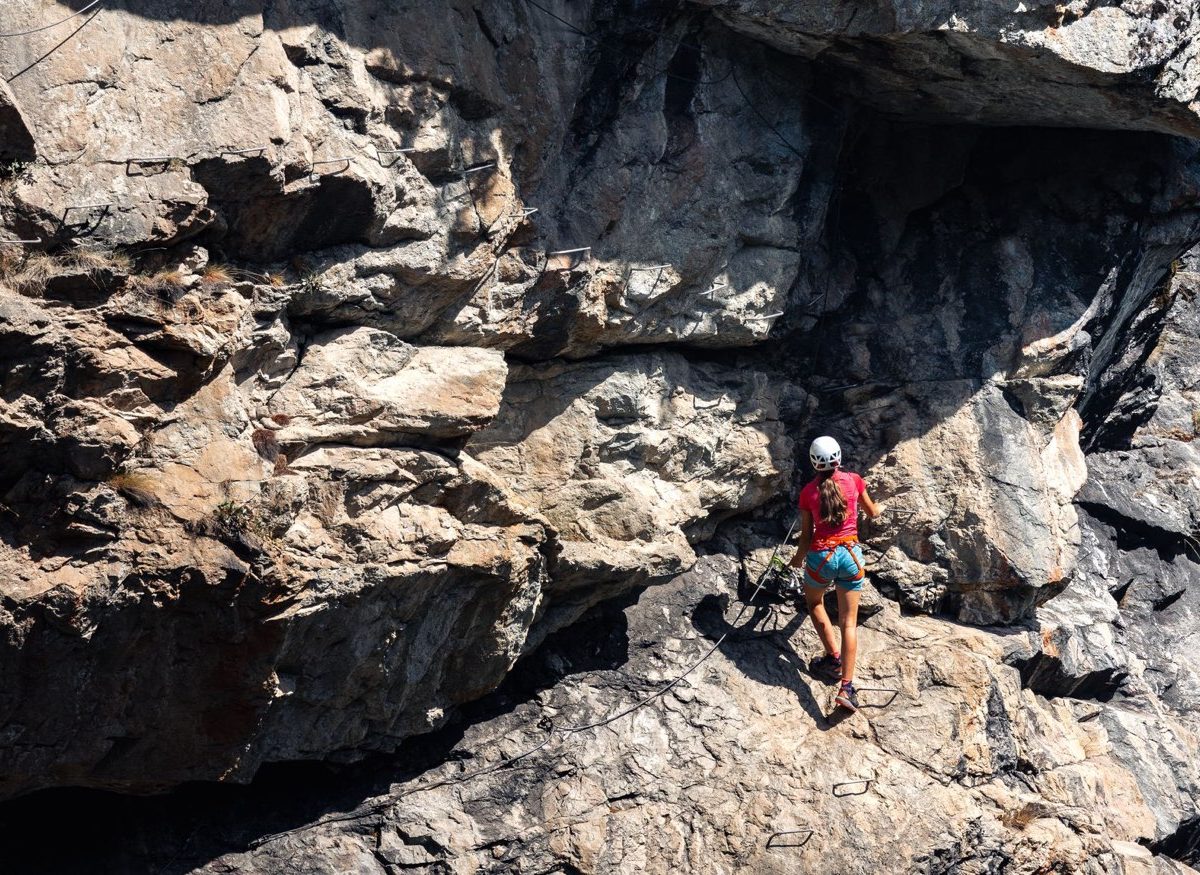 Via ferrata en Ardèche : points de départ et sécurité